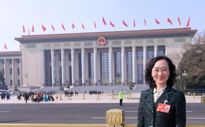 两会话秸秆 赵立欣代表：应大力推进秸秆高值化利用